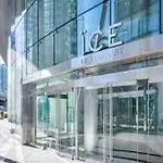 Comfort Opulence Suites Downtown High Floor Condo With Balcony