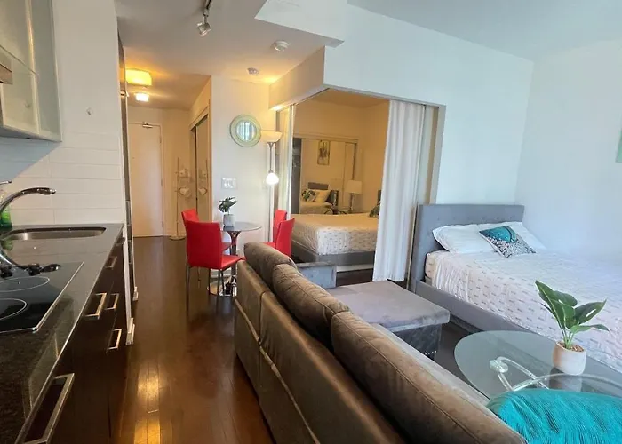 Comfort Opulence Suites Downtown High Floor Condo With Balcony