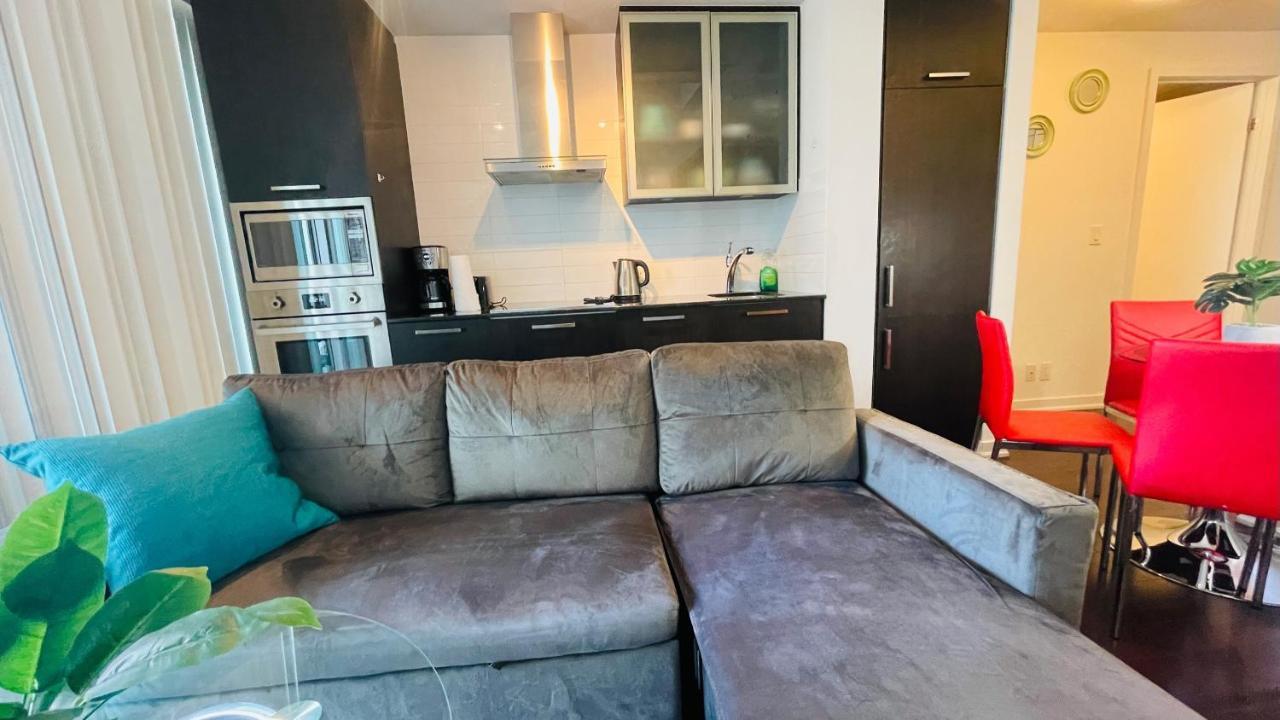 Hotel Comfort Opulence Suites Downtown High Floor With Balcony *