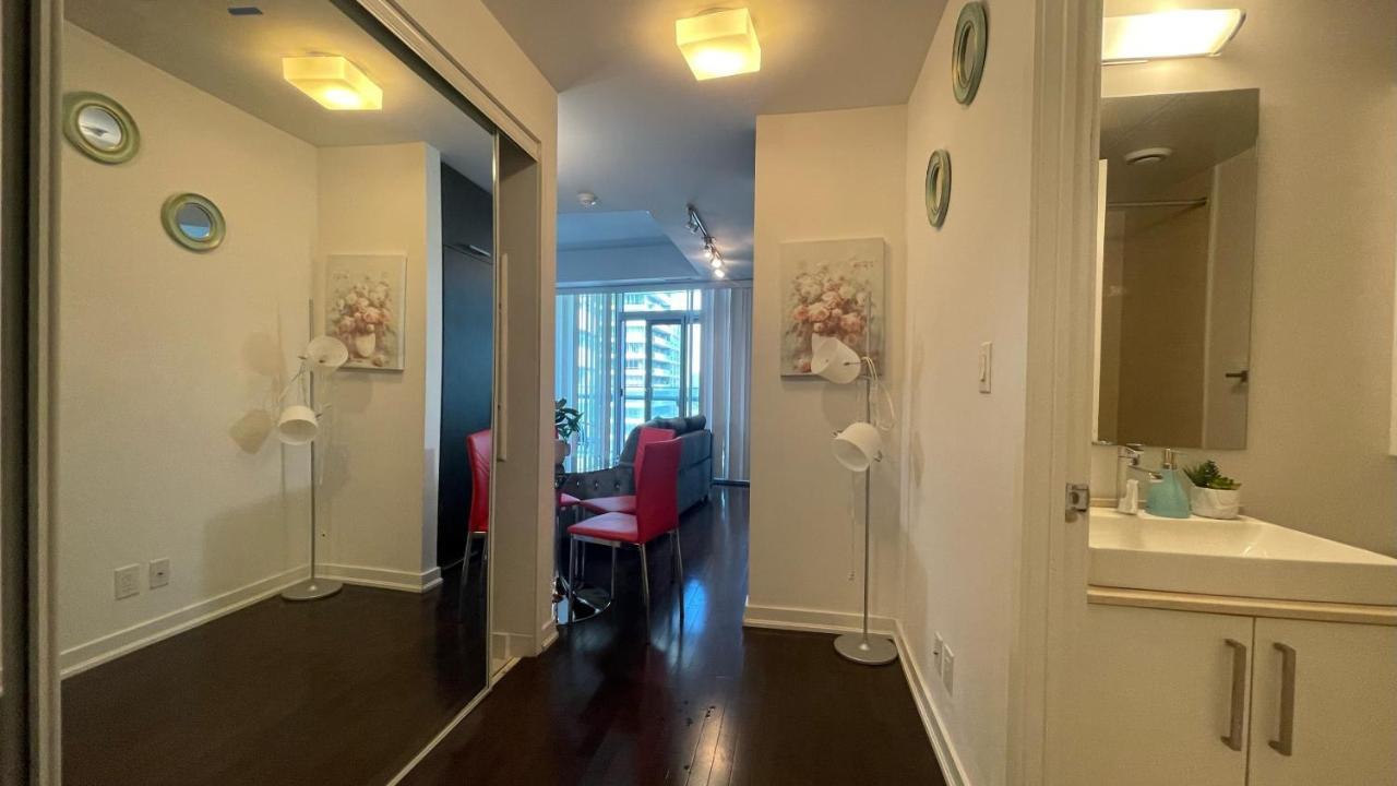 Comfort Opulence Suites Downtown High Floor With Balcony Hotel *